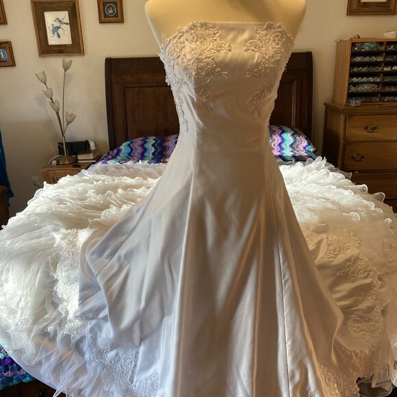 #12) Wedding Gown: Seaside Ruffles - Picture 3 of 10